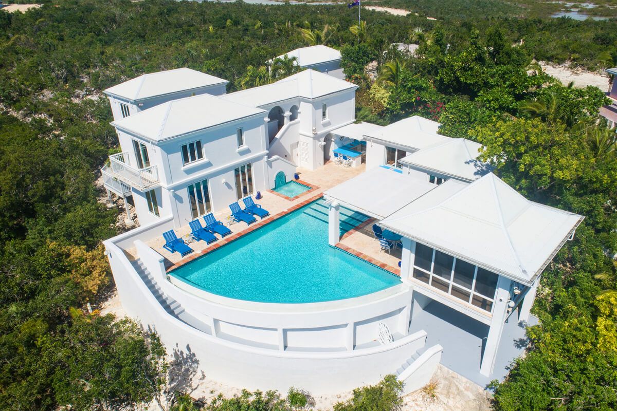 Roi Soleil villa photo.