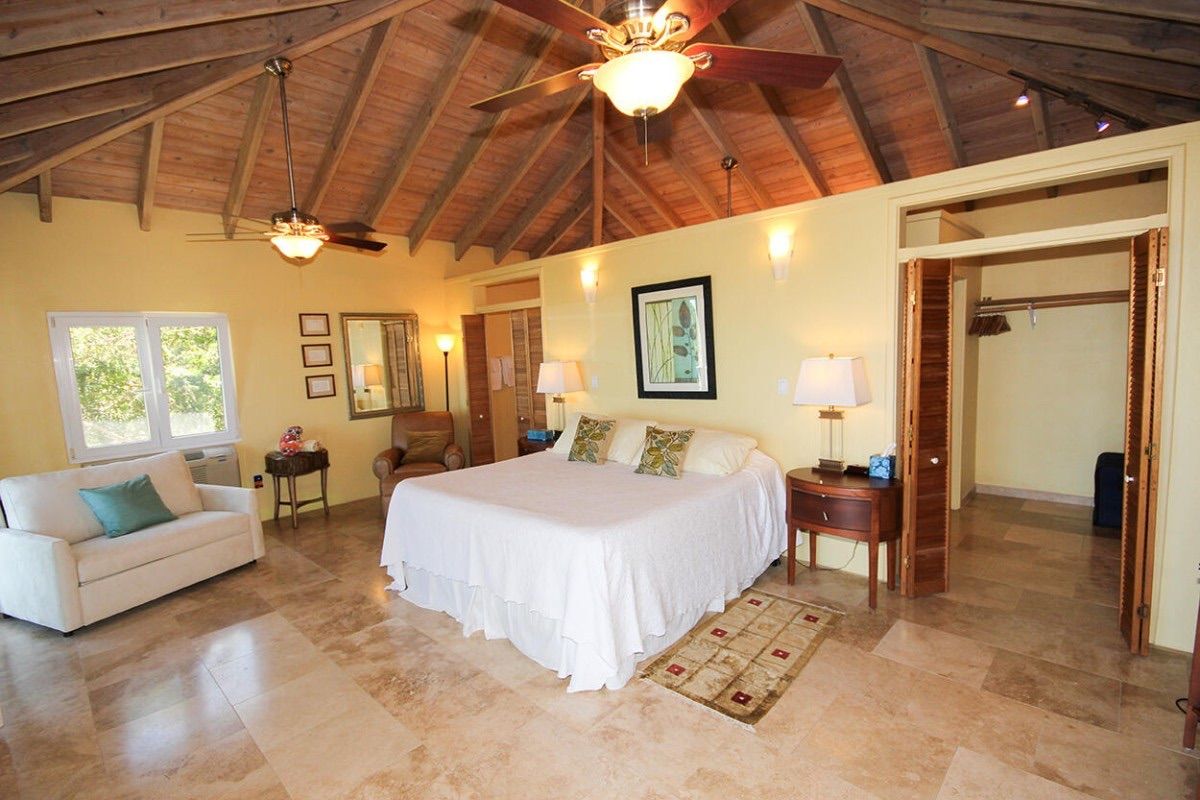 Summerwind Villa villa photo.