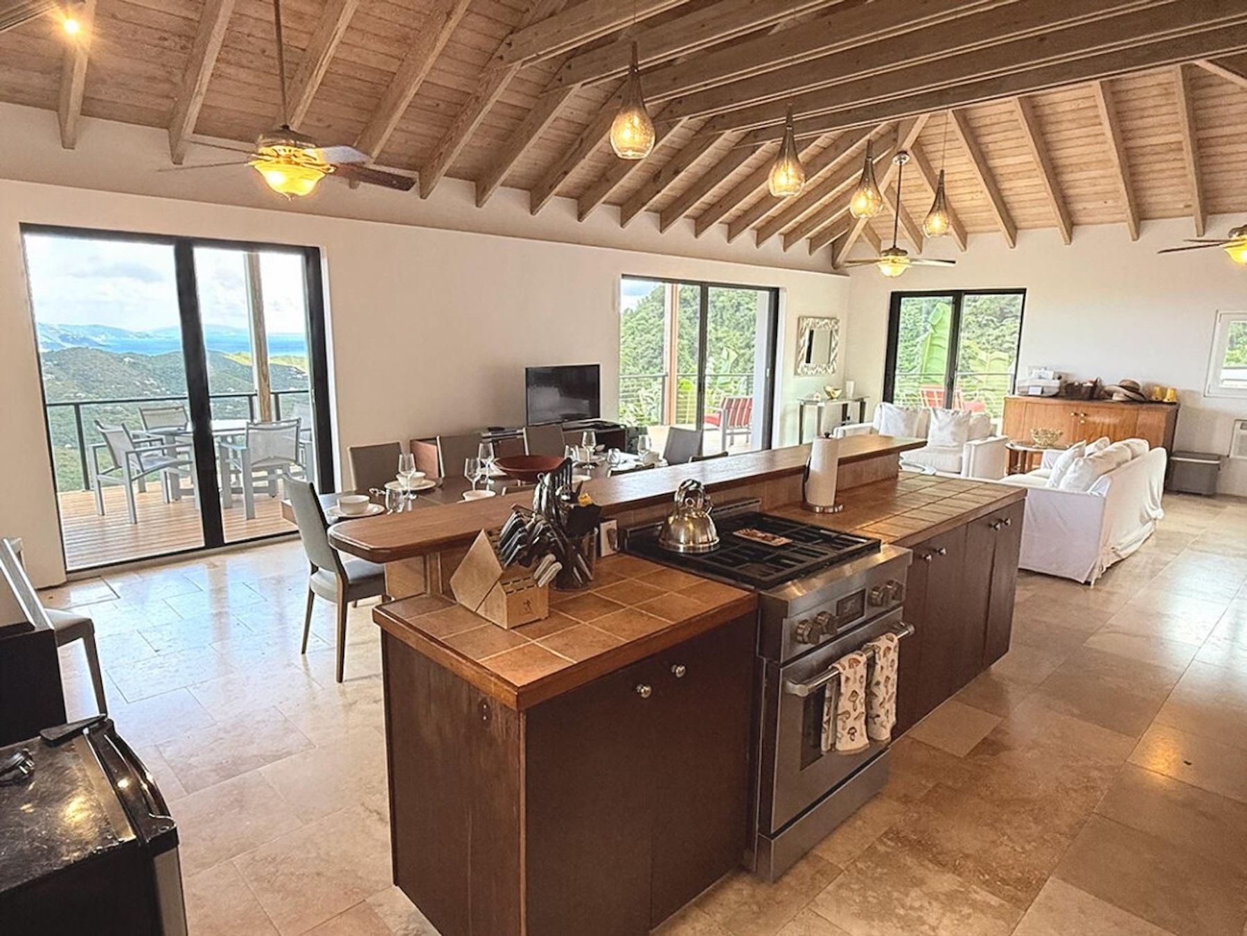 Summerwind Villa villa photo.