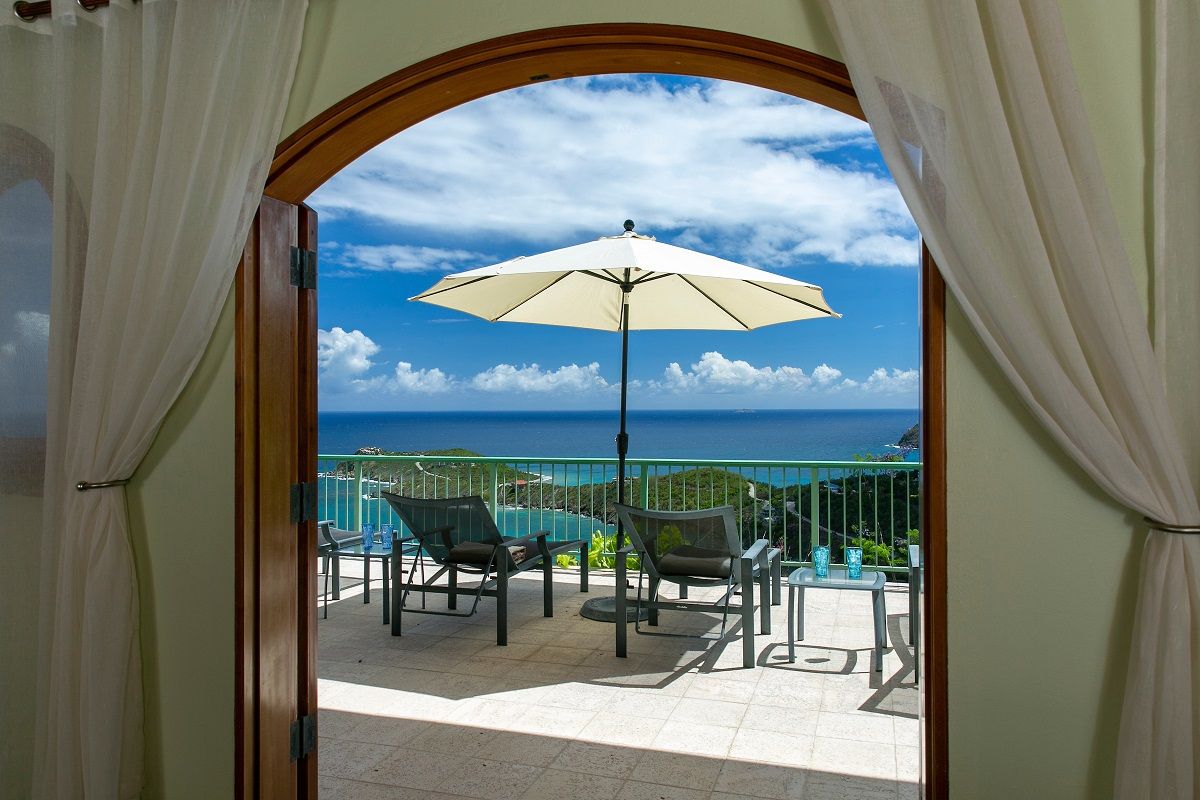 Croix Vista Villa villa photo.
