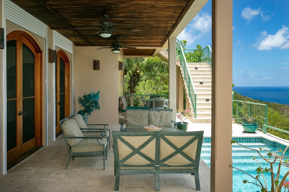 Croix Vista Villa villa photo.