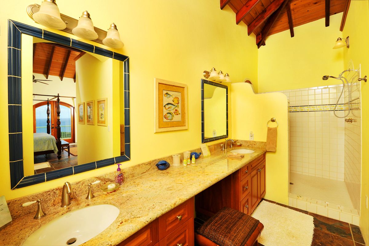 En suite bathroom