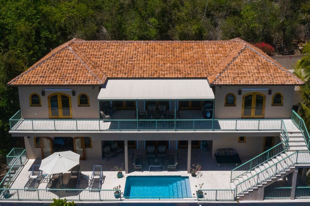 Croix Vista Villa villa photo.