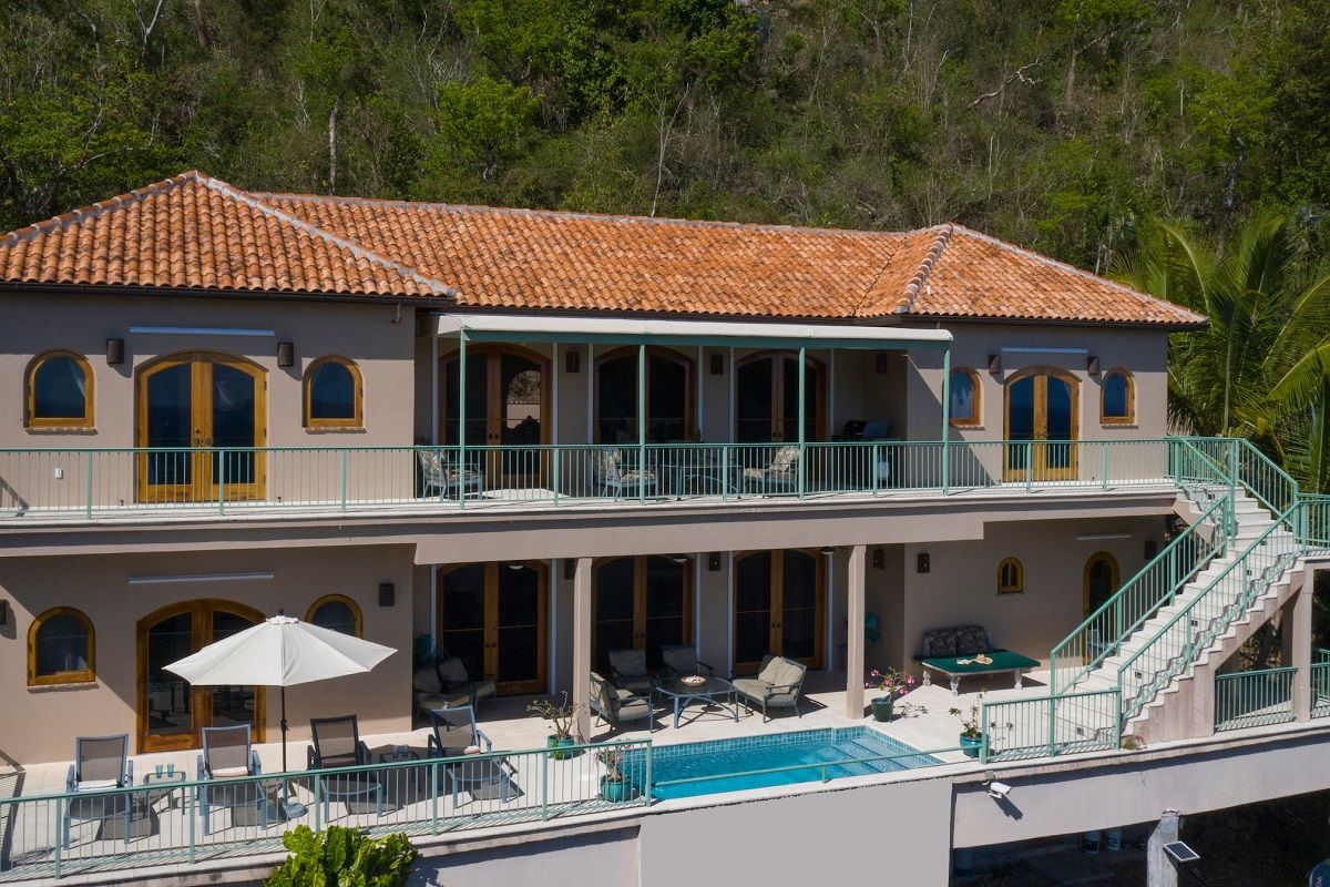 Croix Vista Villa villa photo.
