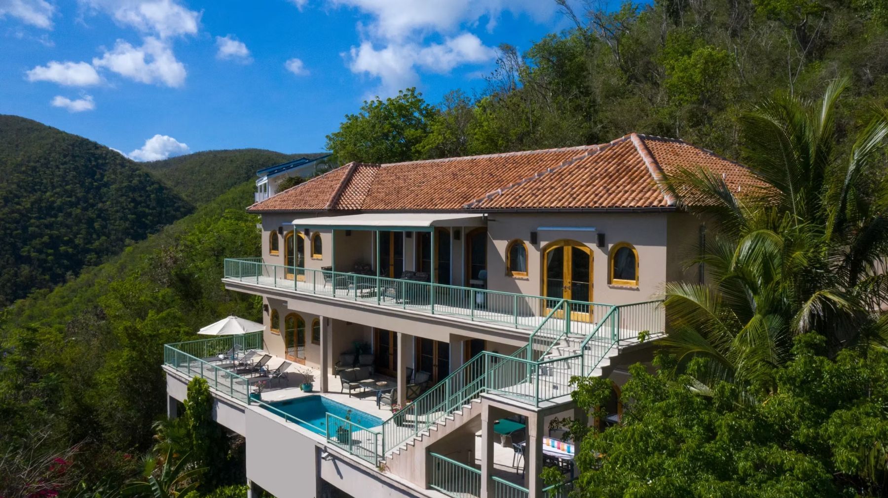 Croix Vista Villa villa photo.