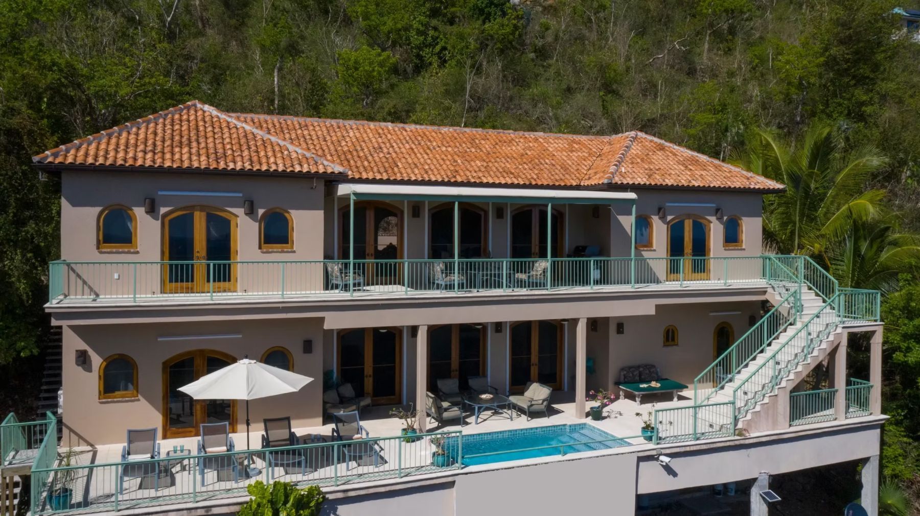 Croix Vista Villa villa photo.