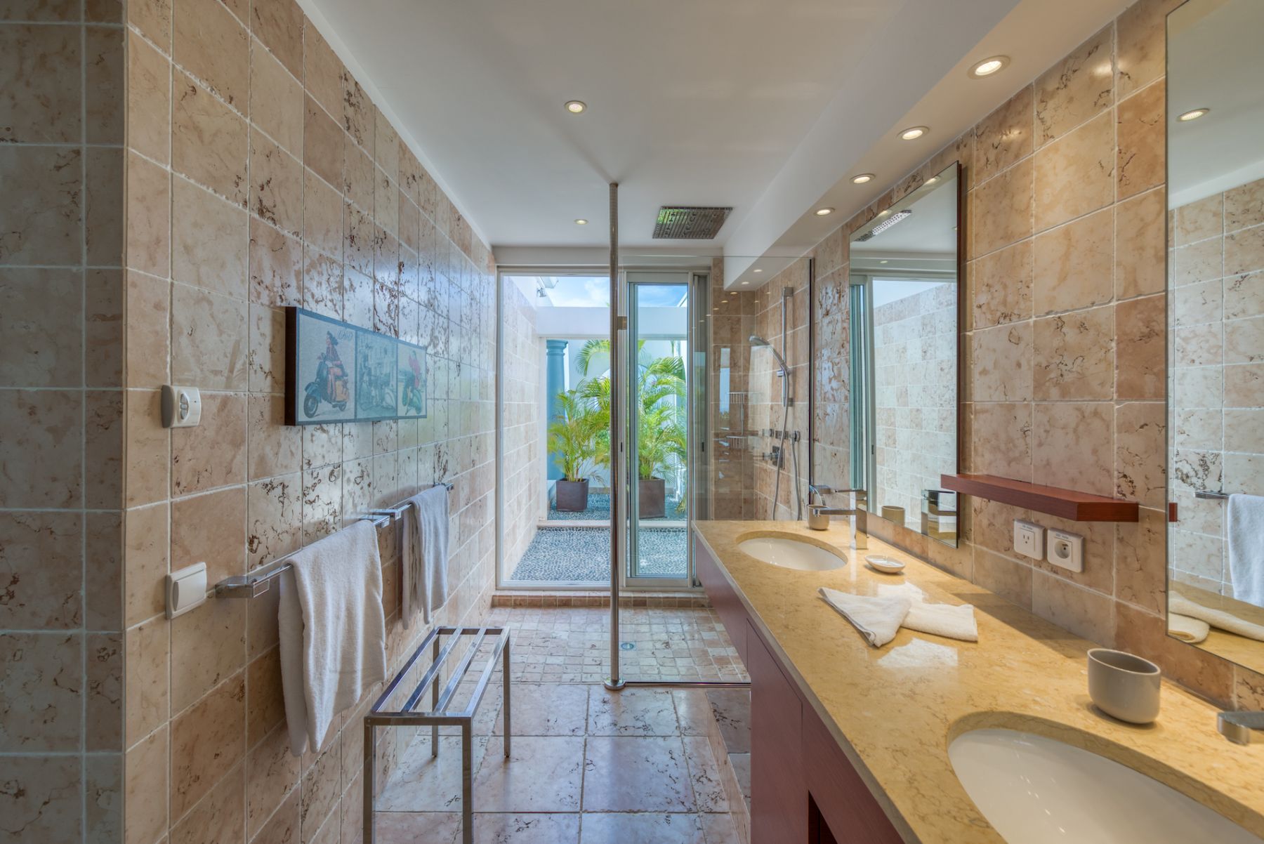 Just in Paradise Villa villa photo.