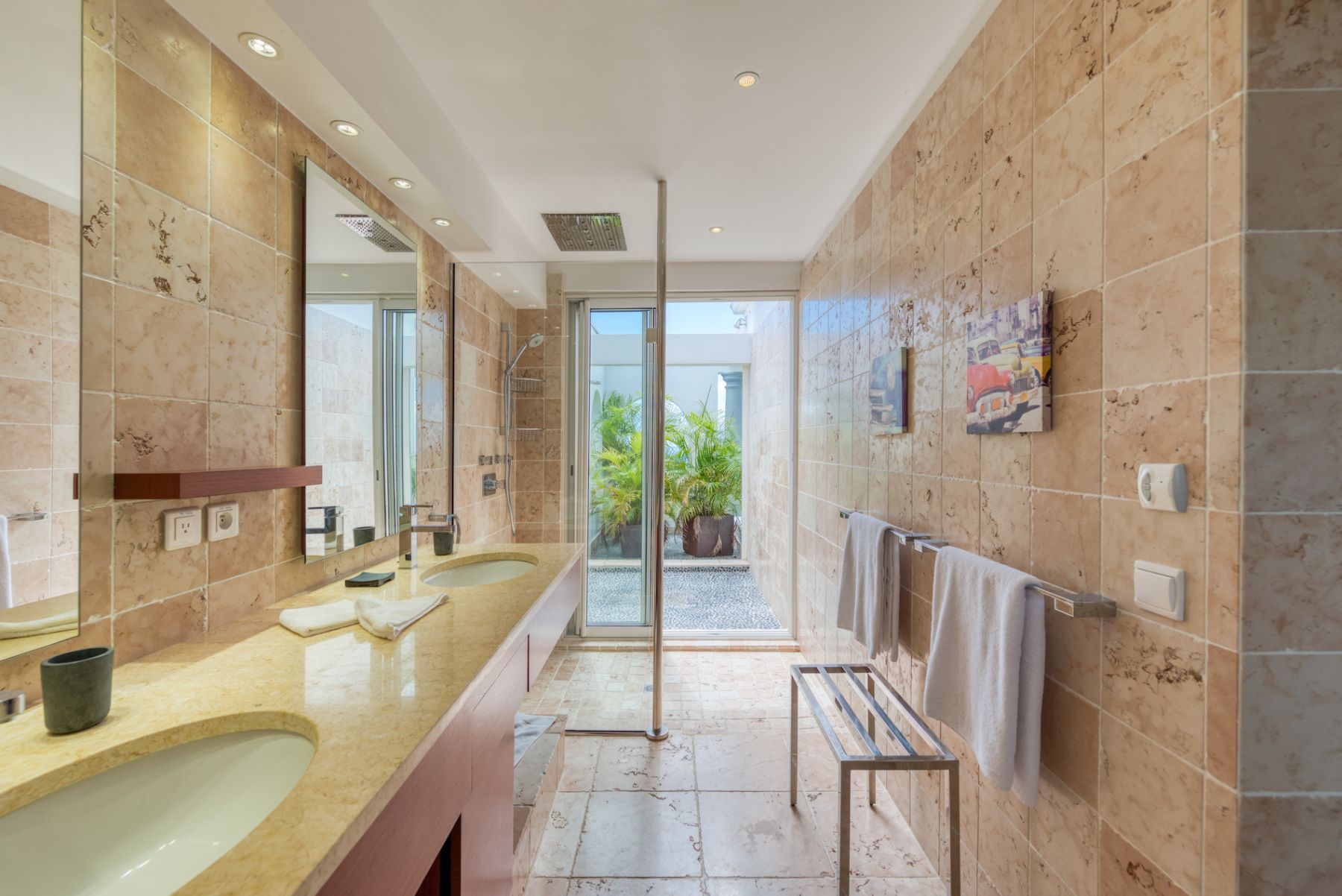 Just in Paradise Villa villa photo.