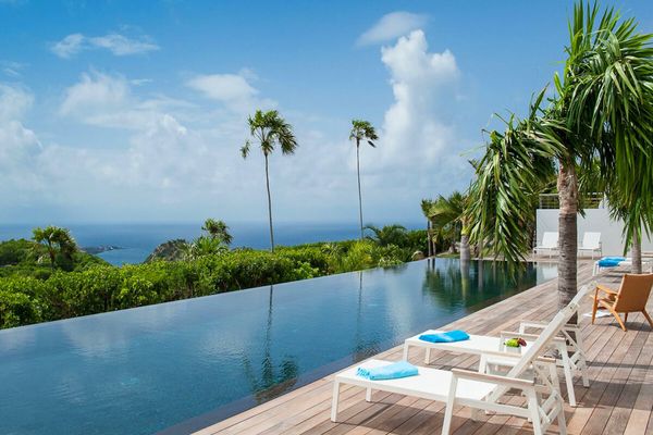 Jasmine Villa is located in Gouverneur overlooking the Caribbean  
