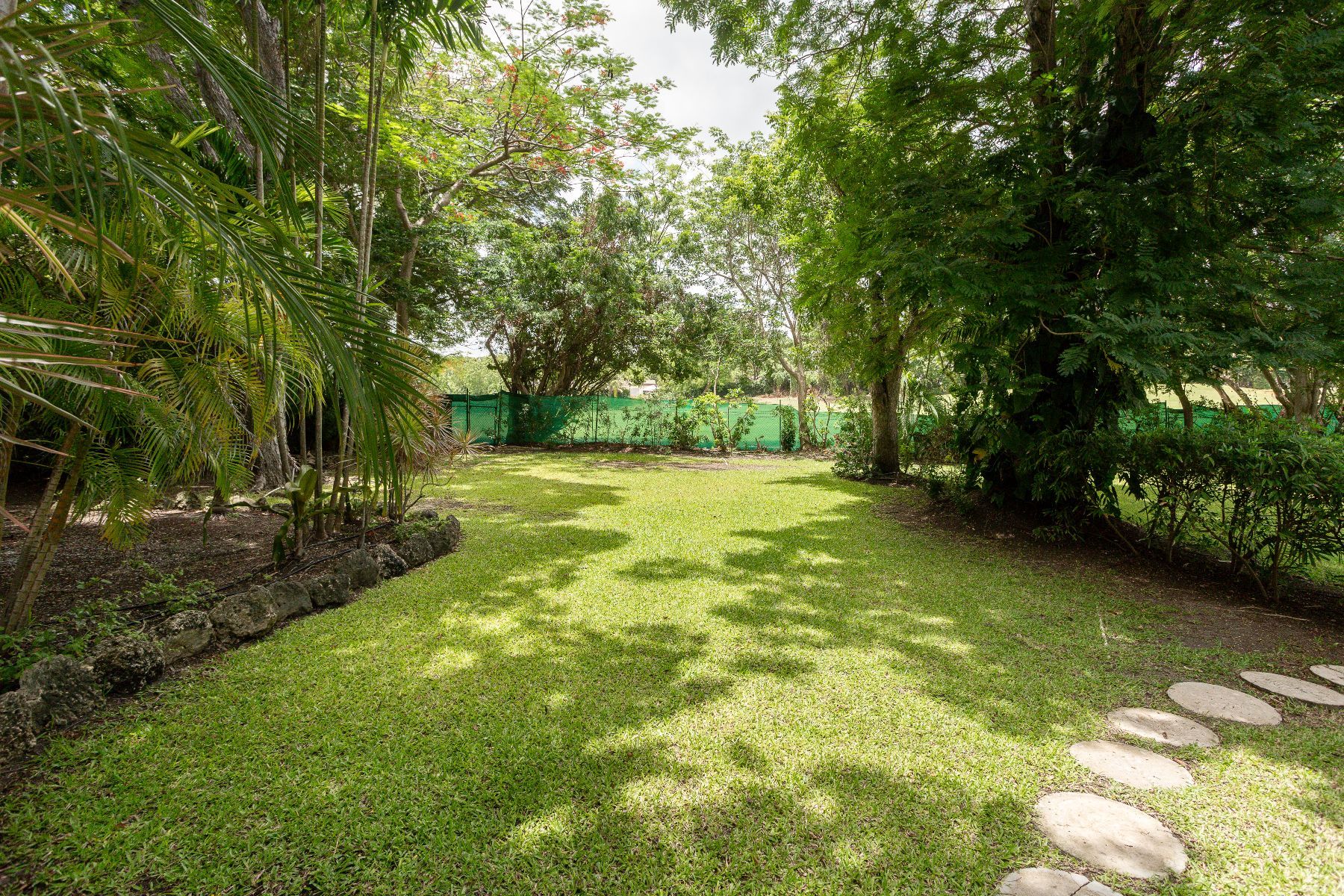 Amberley House villa photo.
