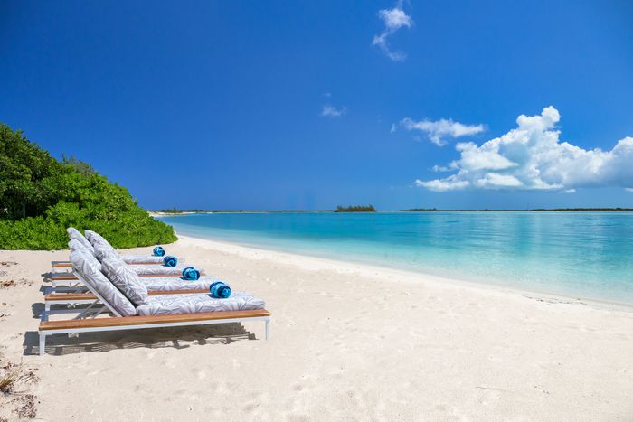 Beachfront Villa Aquazure | Villa Rental Leeward, Turks and Caicos