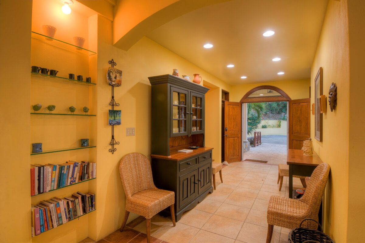 Ariana Villa villa photo.
