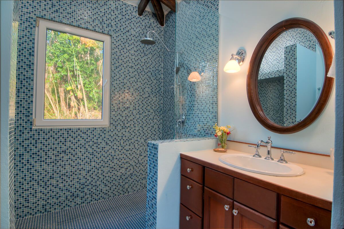 Ariana Villa villa photo.