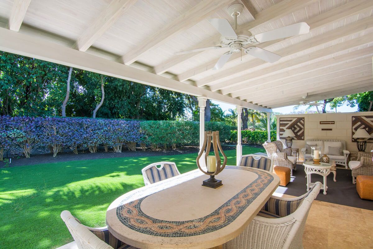 Cottage patio