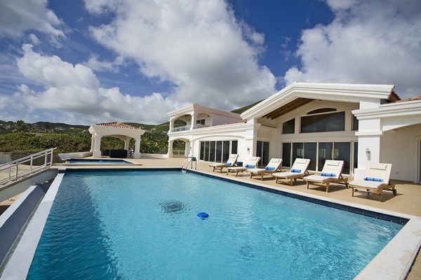 Pool party Caribbean, Private Nature reserve Saint Marteen