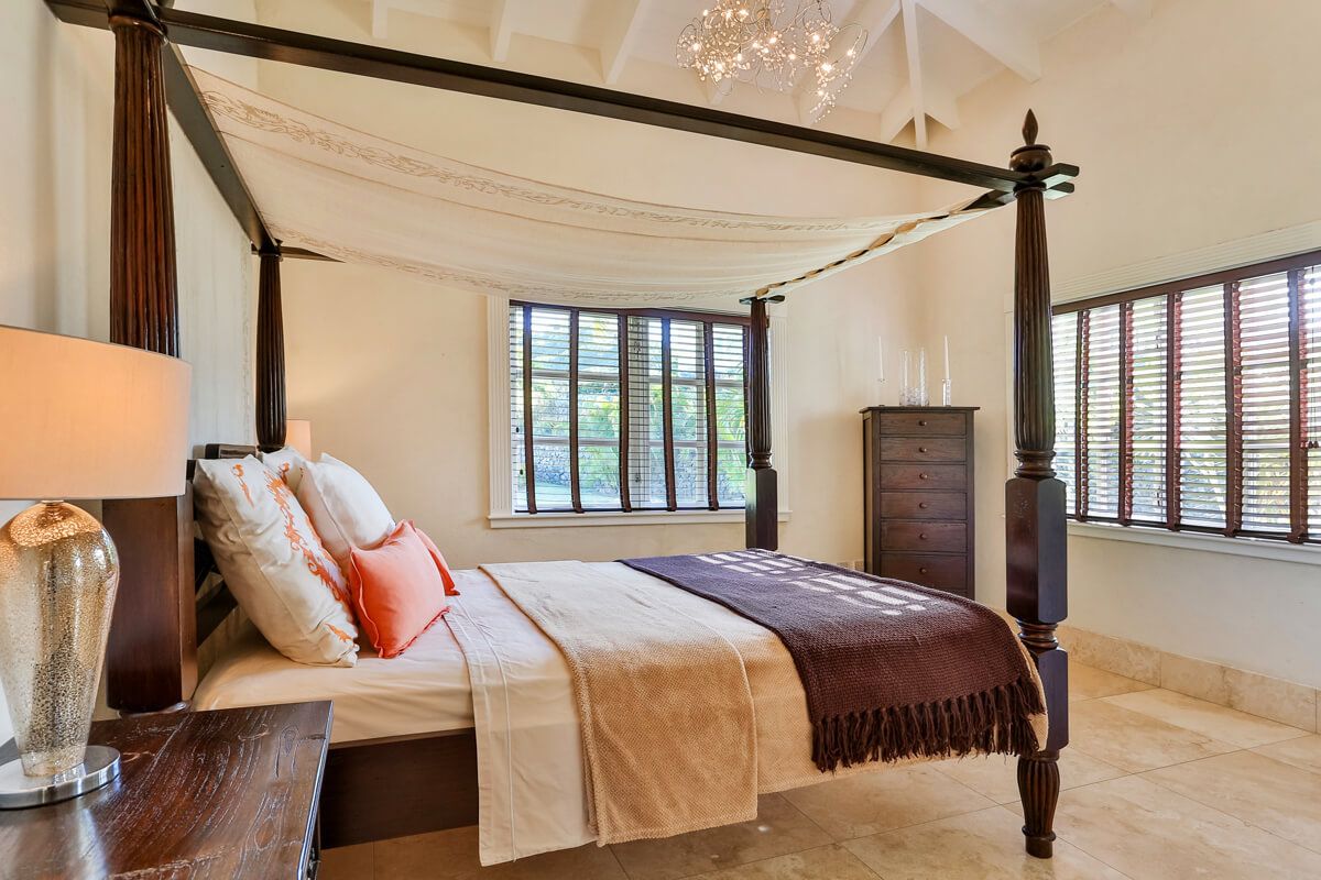 Cayman Villa villa photo.
