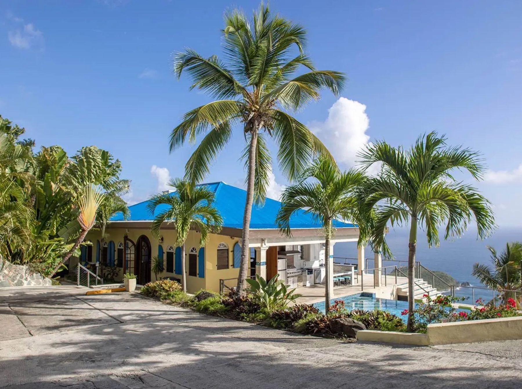 Deja View villa photo.