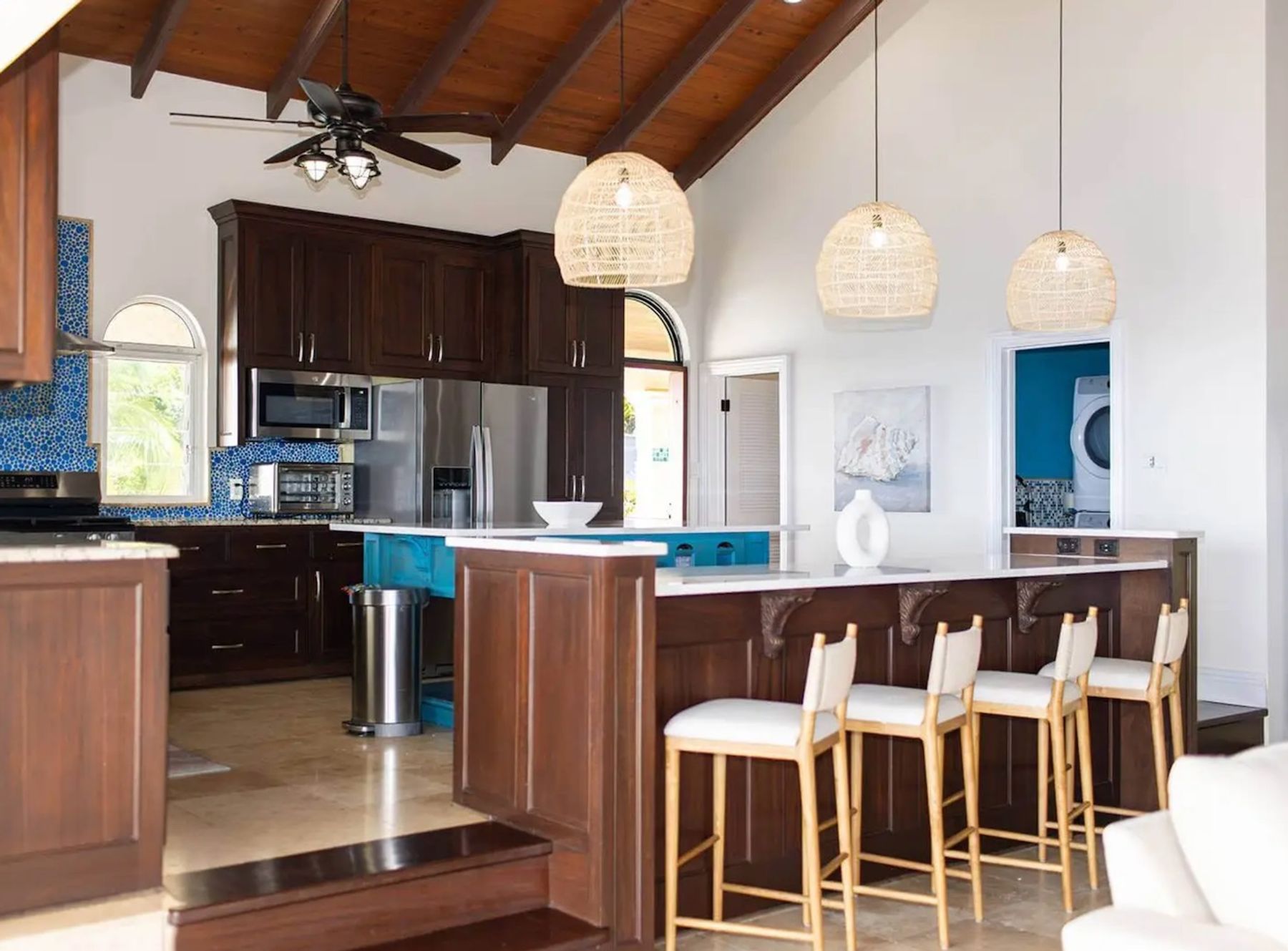 Breakfast Bar seating