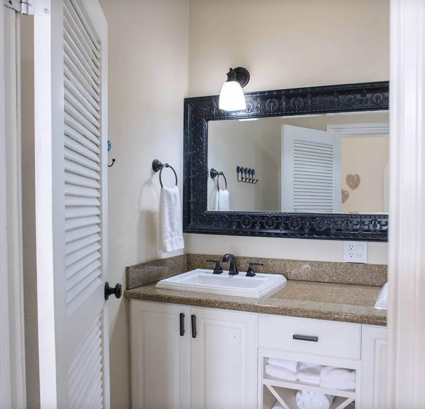 Ensuite
