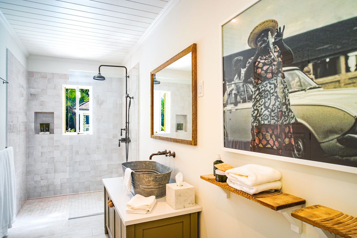 Cottage bathroom 
