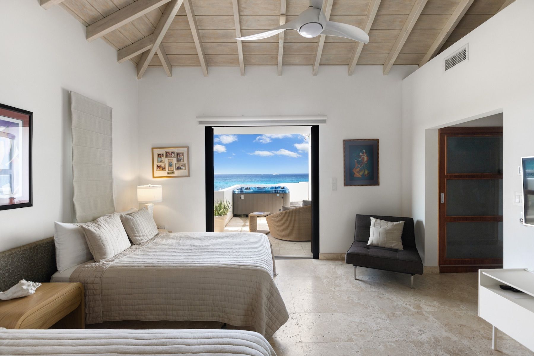 Bahari Villa villa photo.