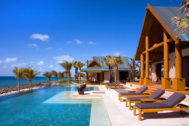 Nandana Villa in the Bahamas 