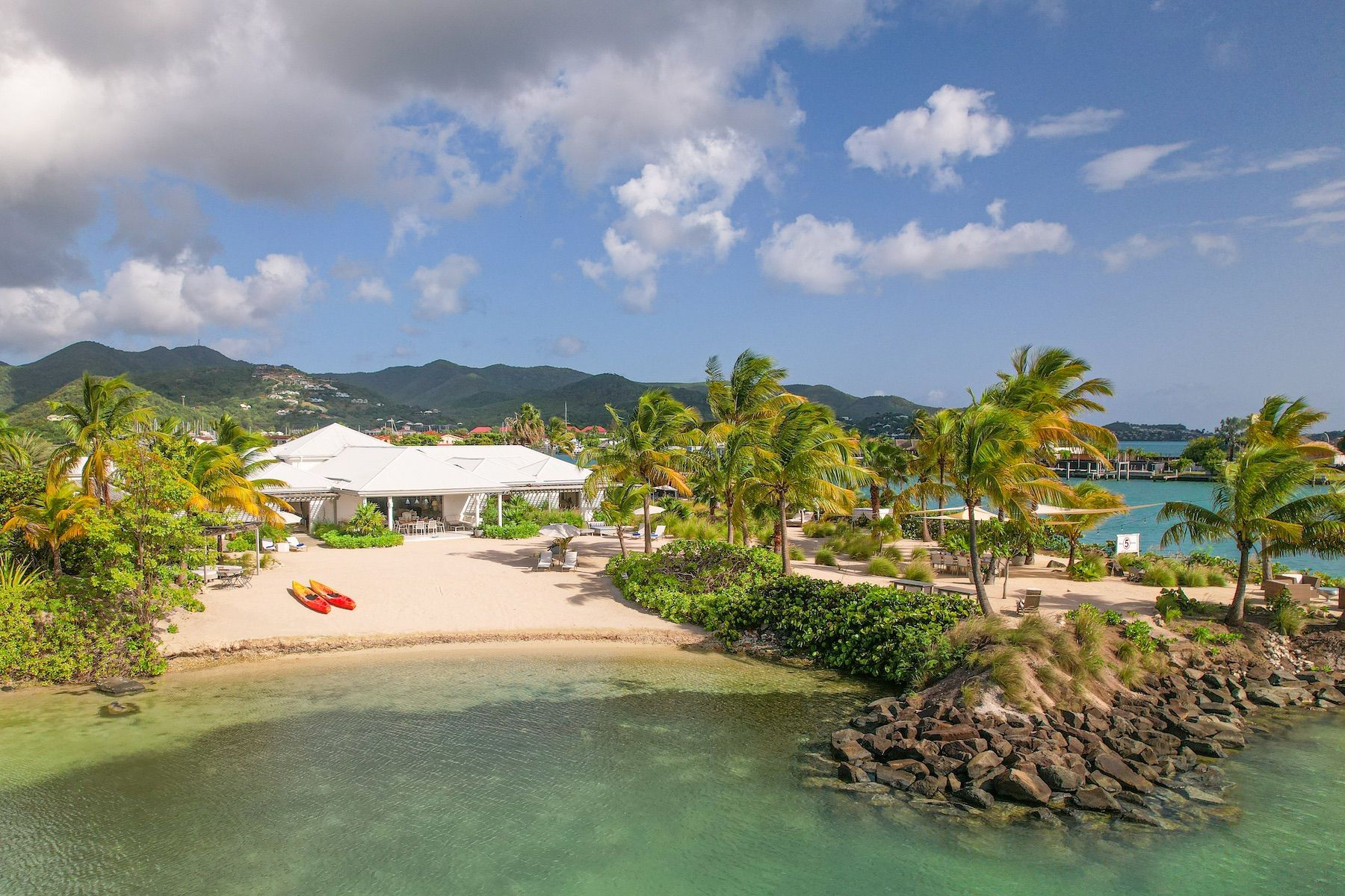 Palm Point Villa villa photo.
