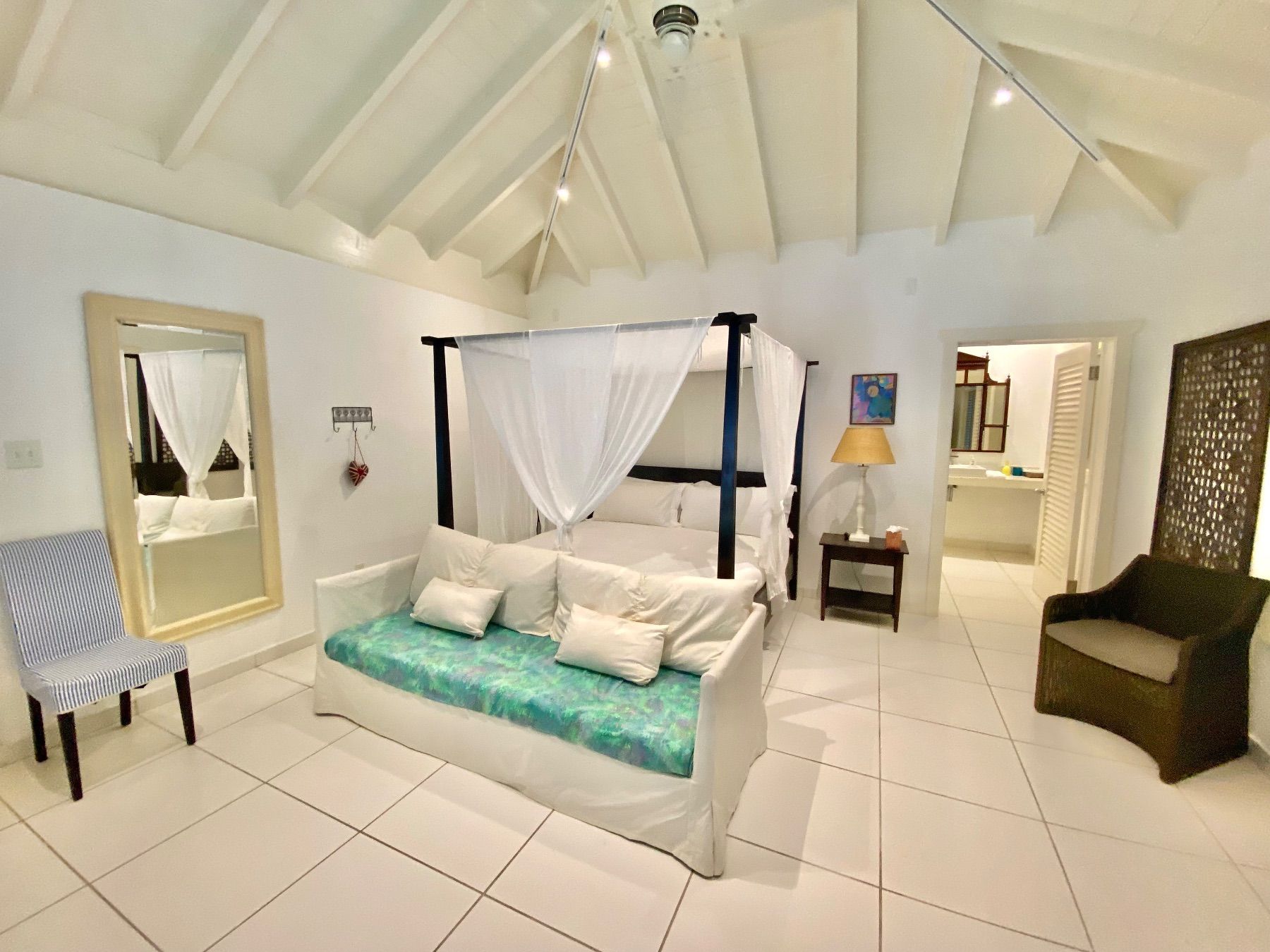 Palm Point Villa villa photo.
