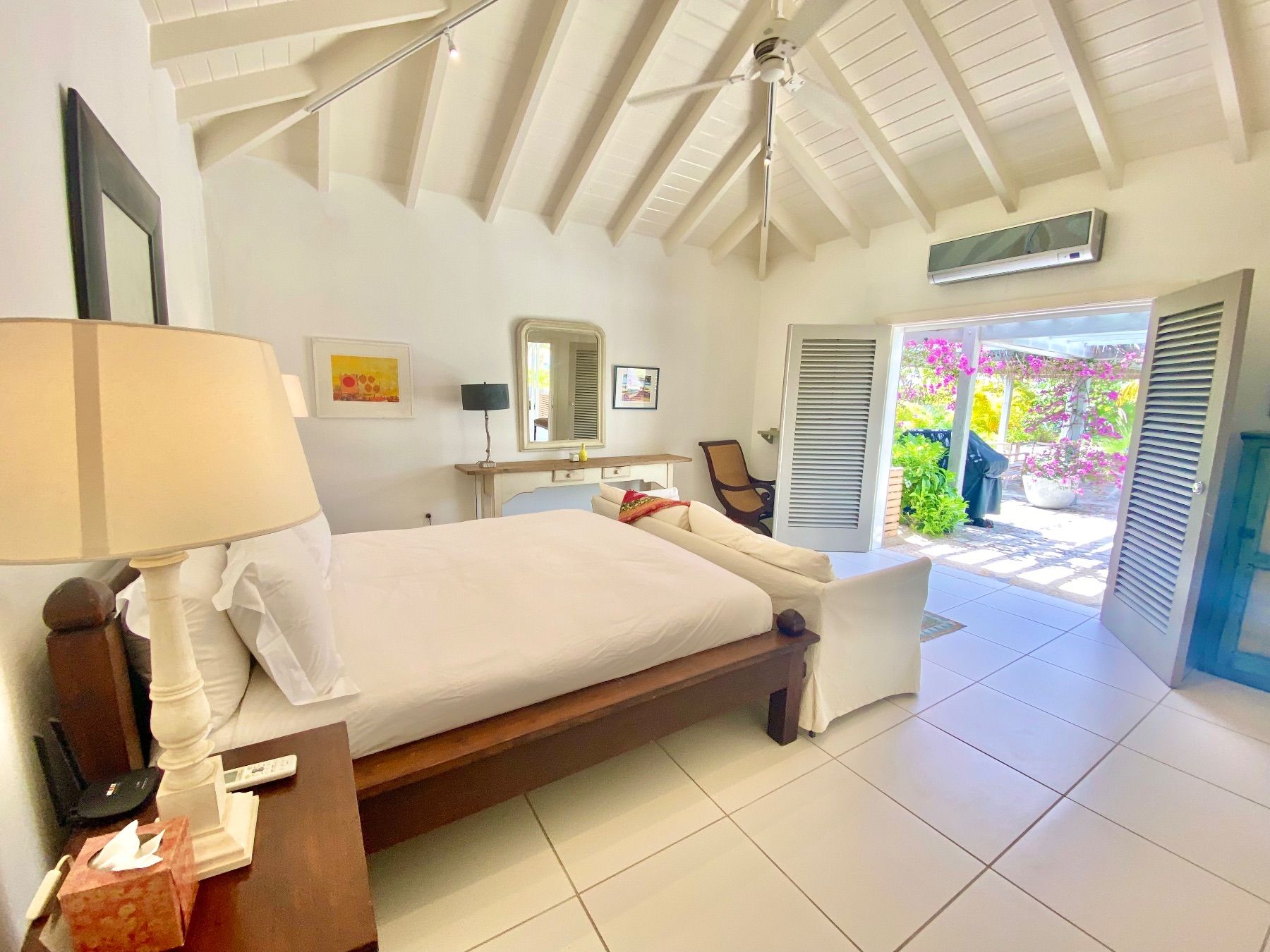 Palm Point Villa villa photo.