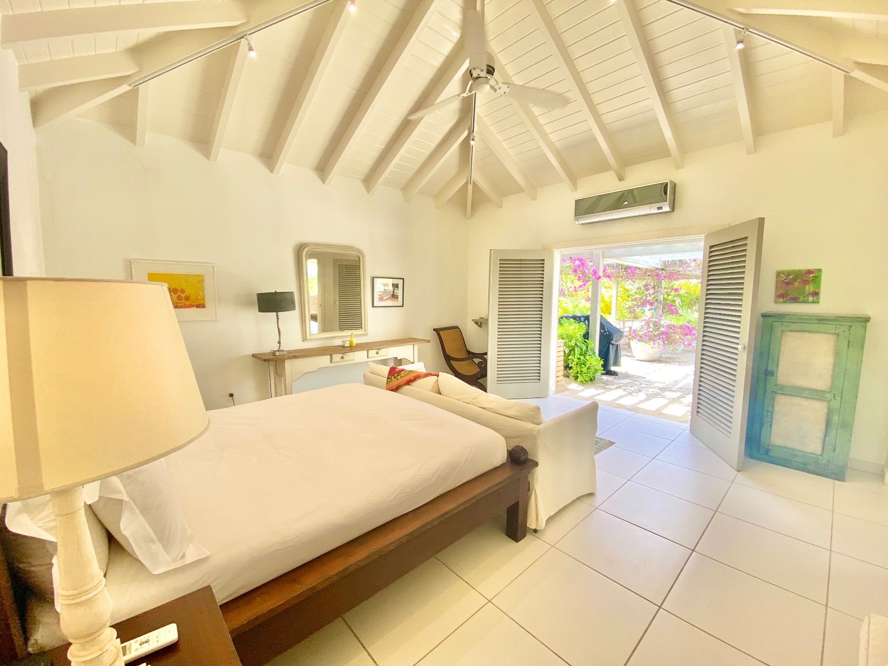 Palm Point Villa villa photo.