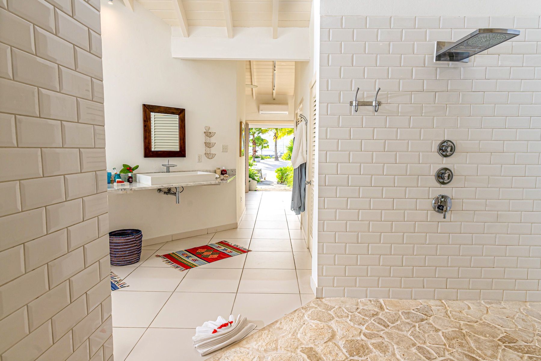 Palm Point Villa villa photo.
