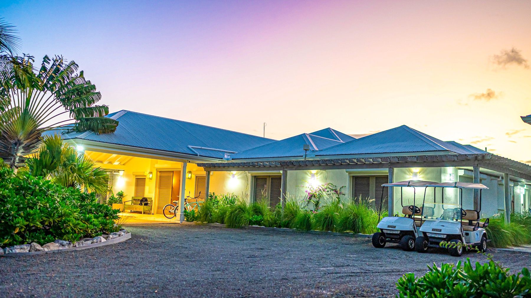 Palm Point Villa villa photo.