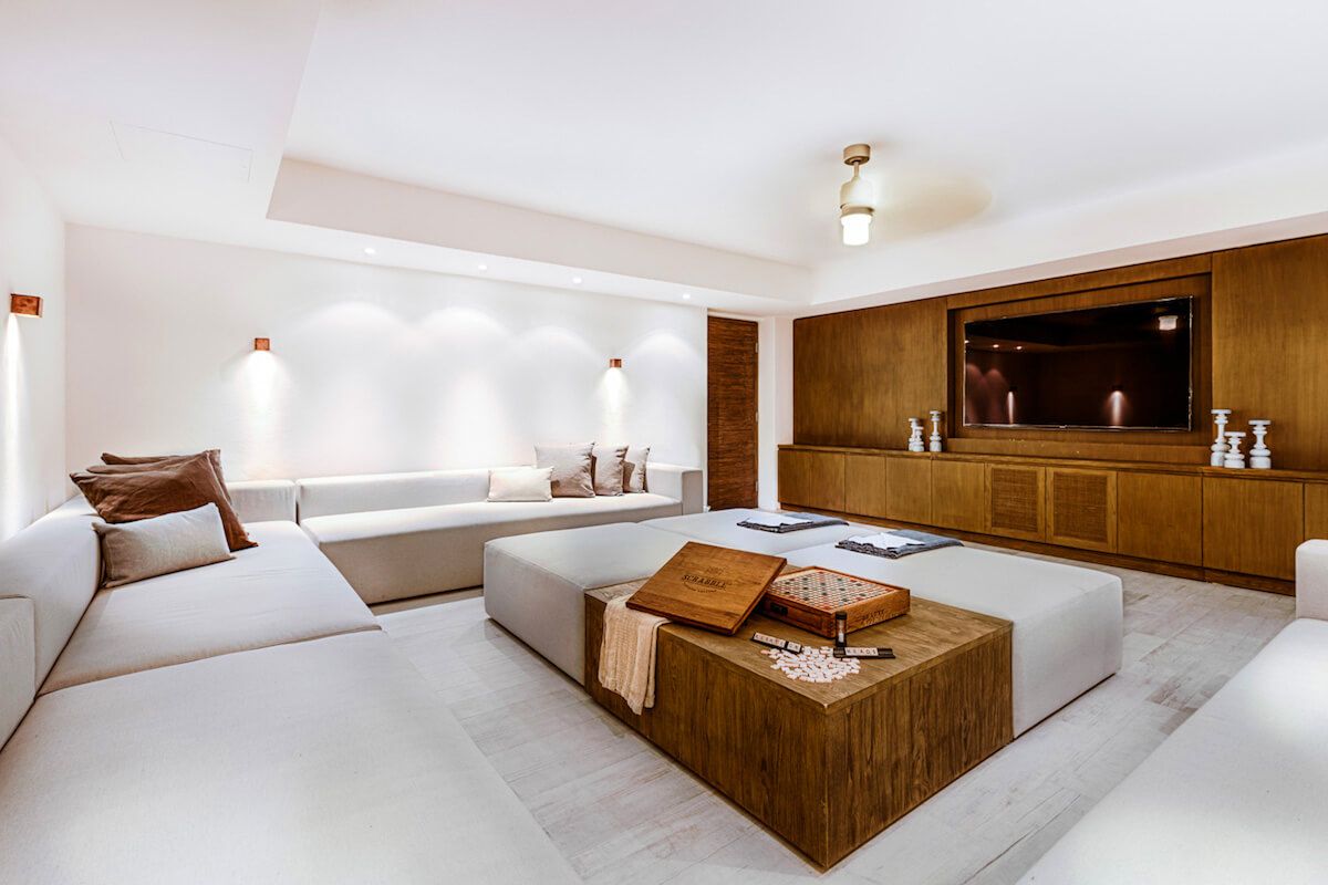 Entertainment room