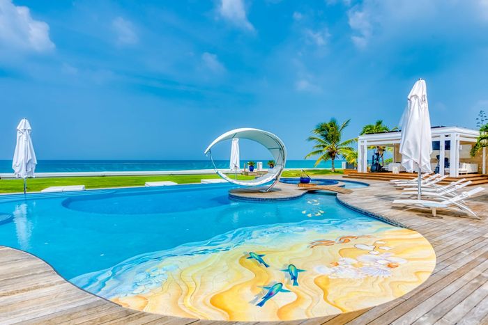 C'est La Vie Villa villa photo.