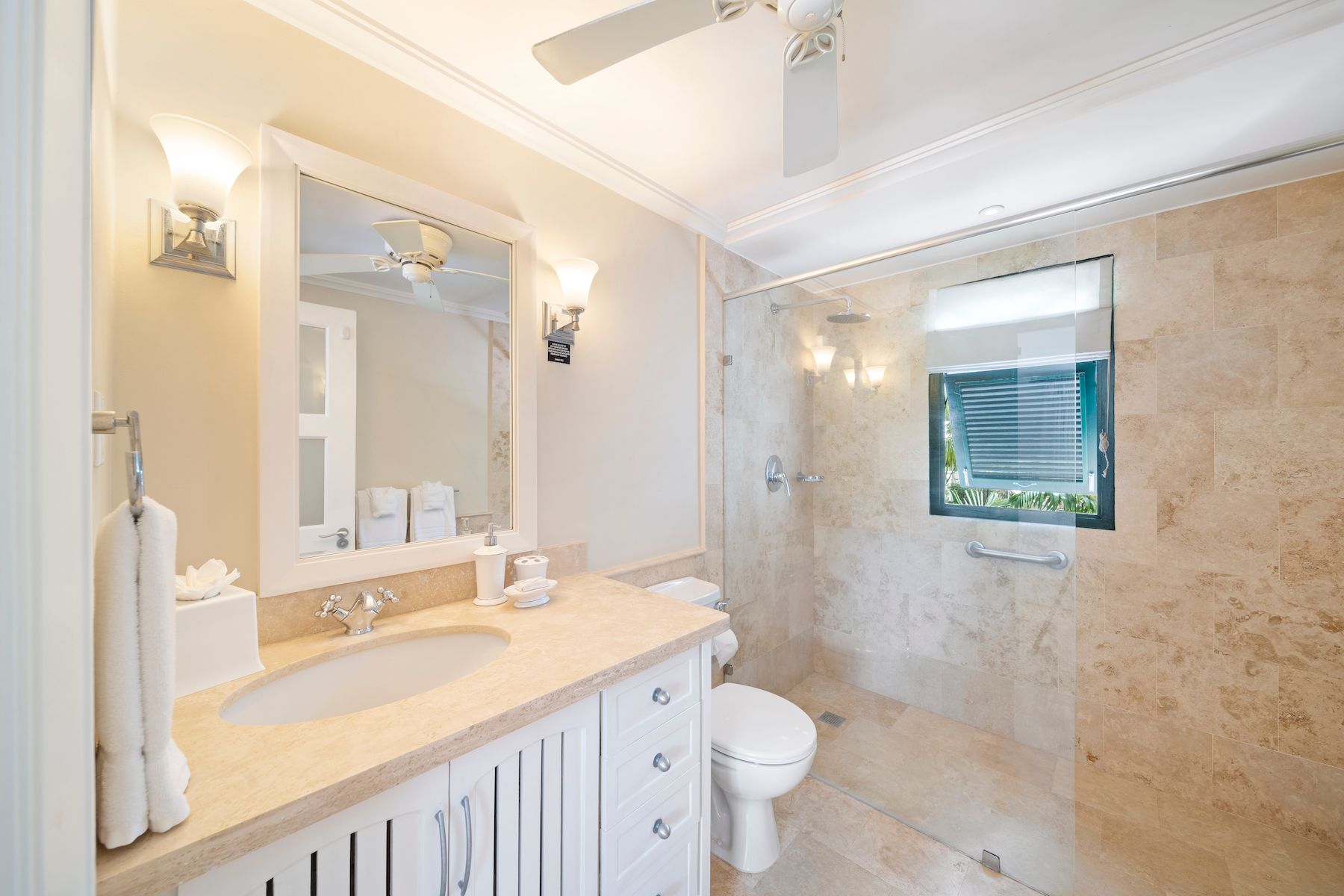 En suite bathroom