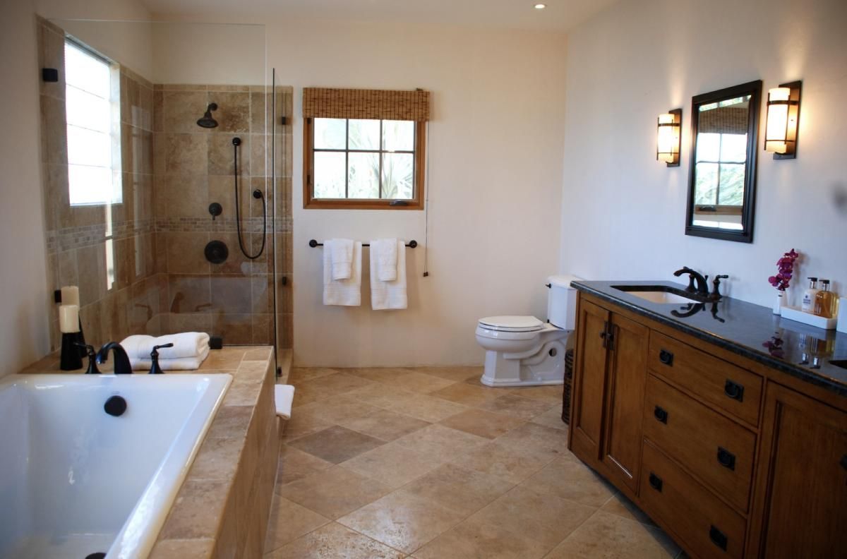 En suite bathroom