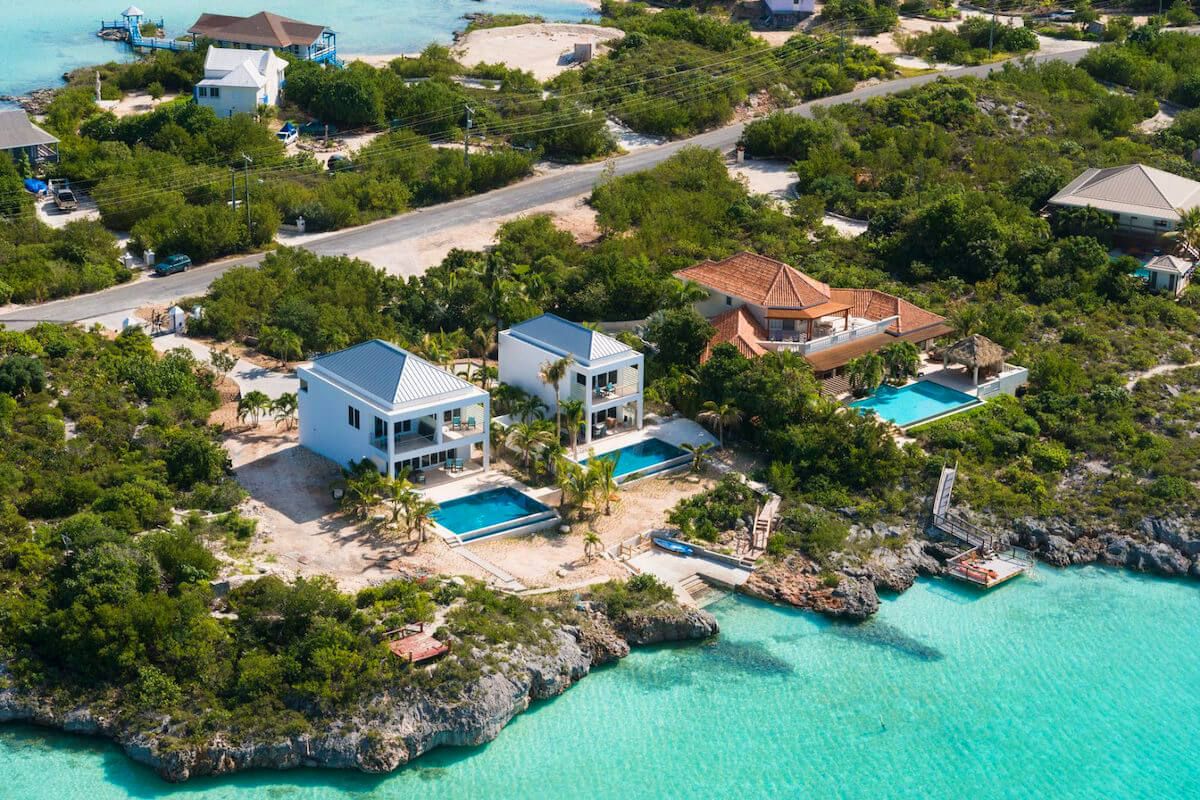 Miami Vice 1 villa photo.