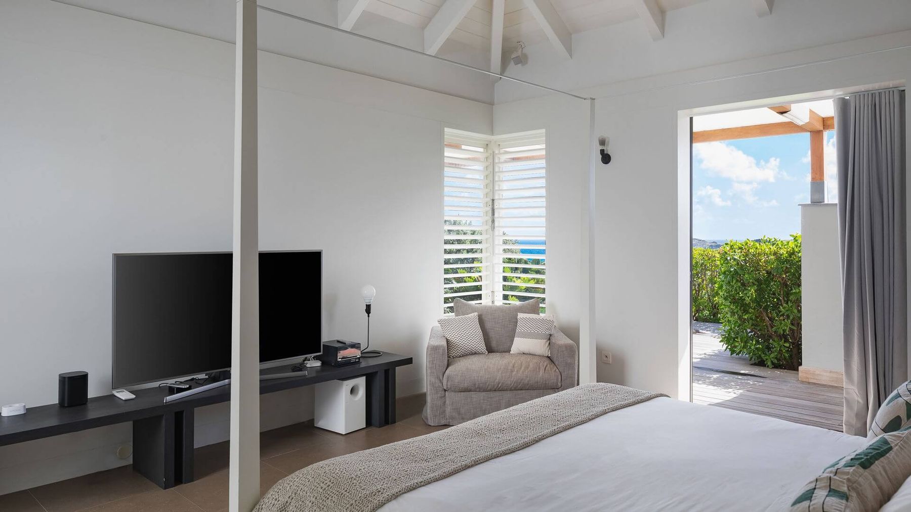 Cosmos Villa villa photo.