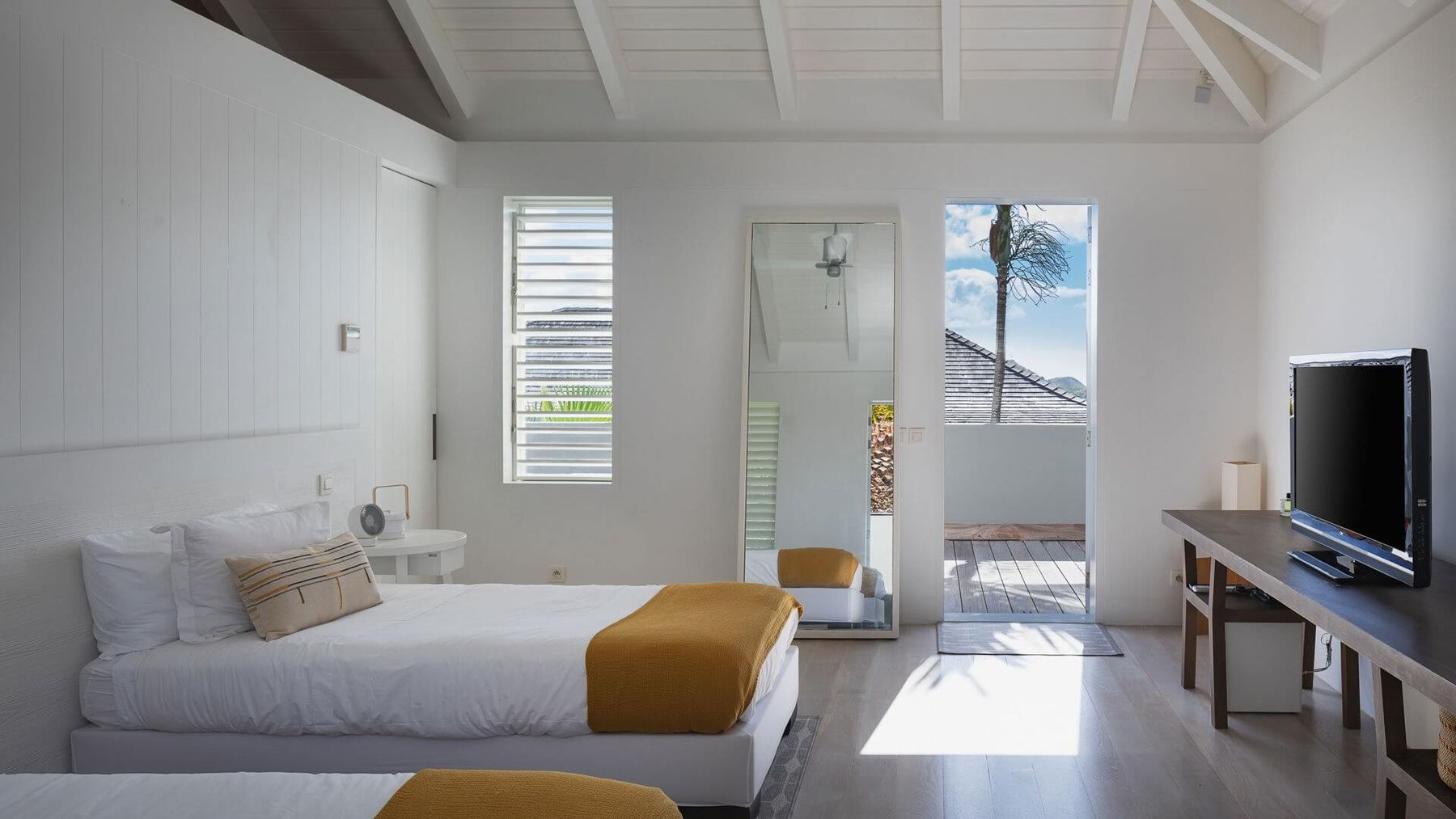 Cosmos Villa villa photo.