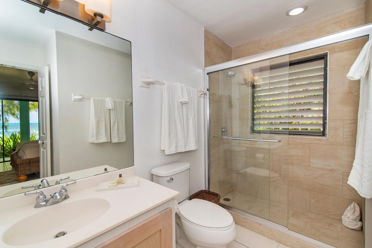 En suite bathroom
