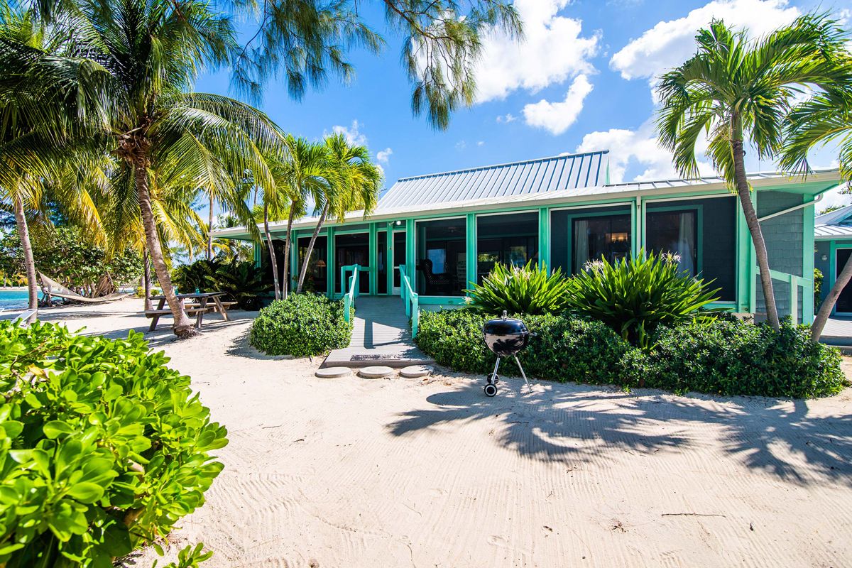 Fingertip Villa villa photo.