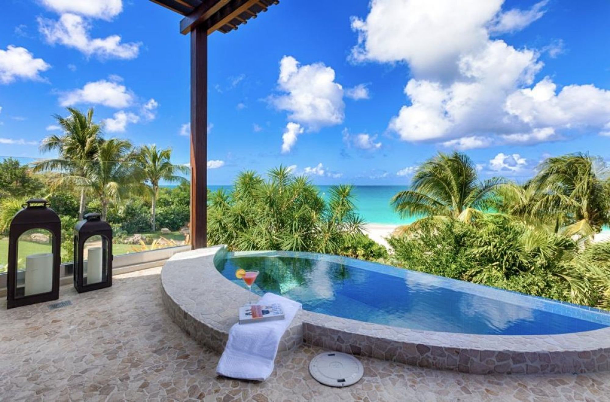 This plunge pool is just outside the master suite 