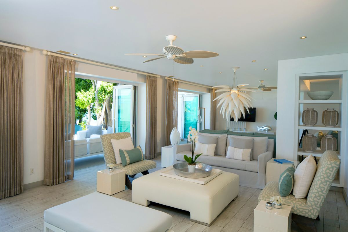 Footprints villa photo.