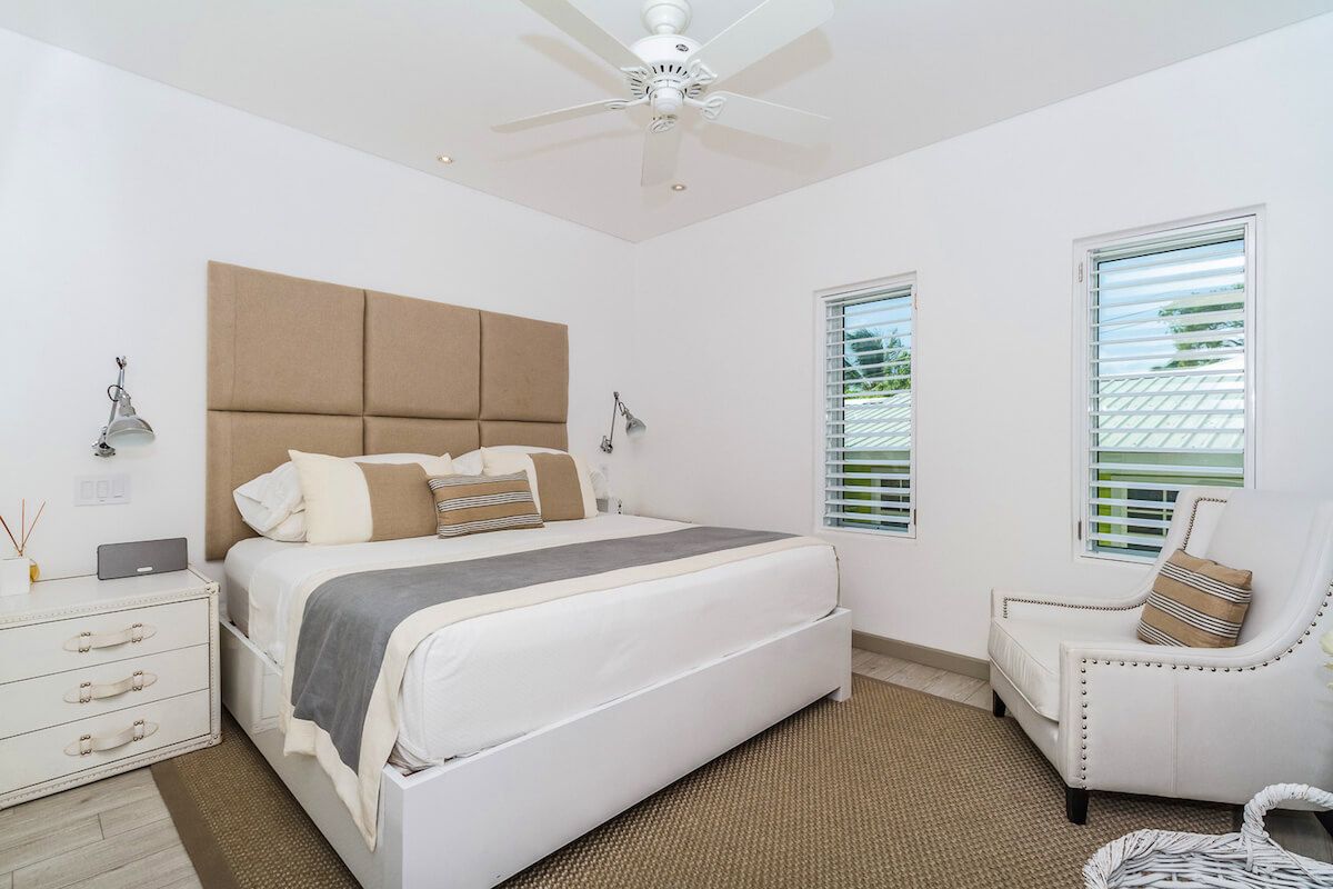 Footprints villa photo.
