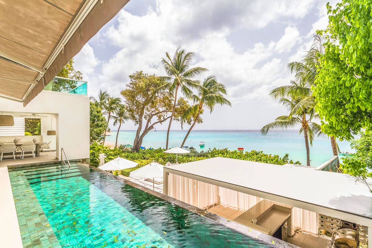 Views of the ocean from the sun deck