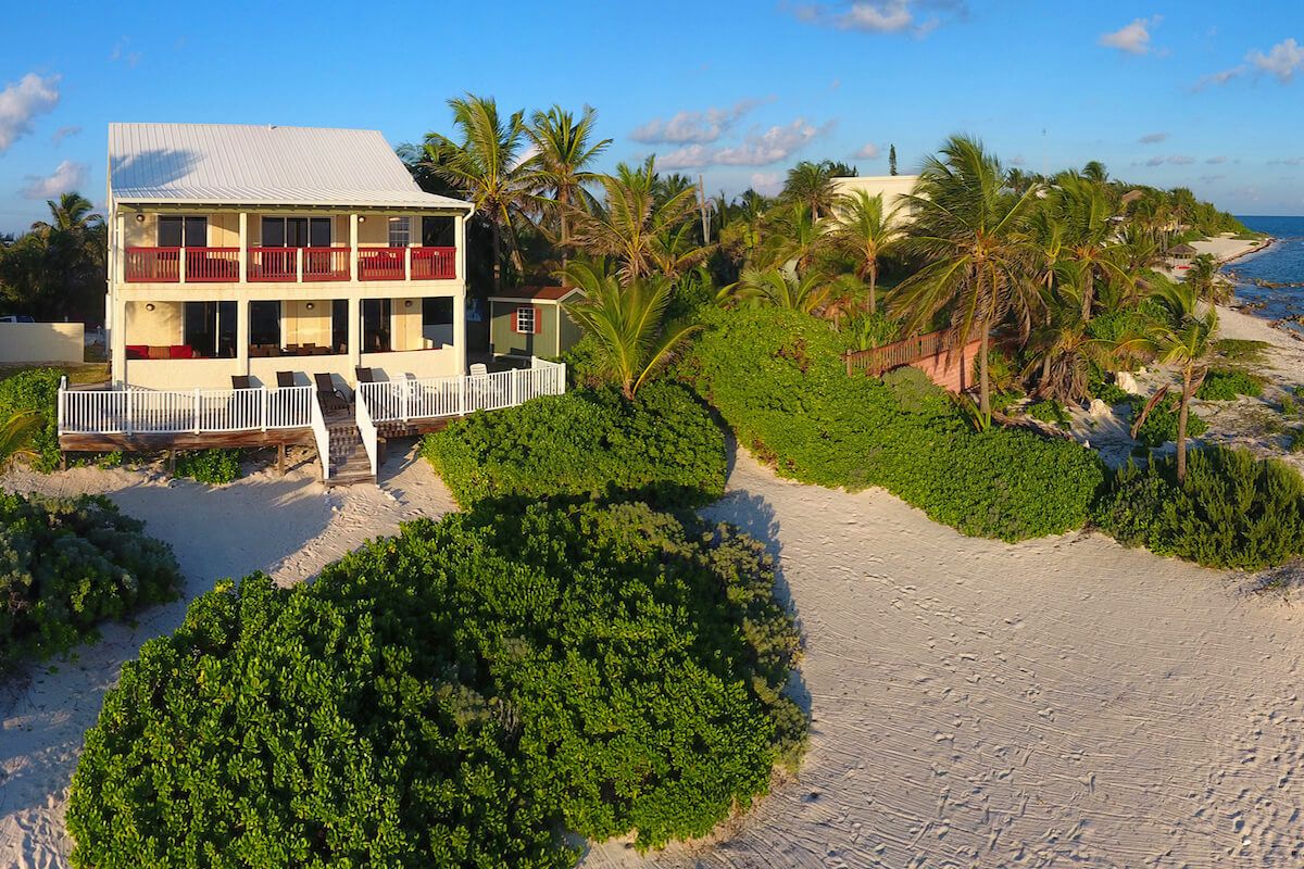 Heritage House villa photo.
