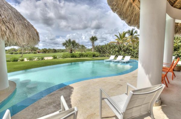 Cayuco 9 is located right on the golf course in Cap Cana