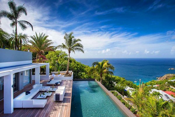 Legends B Villa is located in Lurin above Shell Beach with views of Gustavia