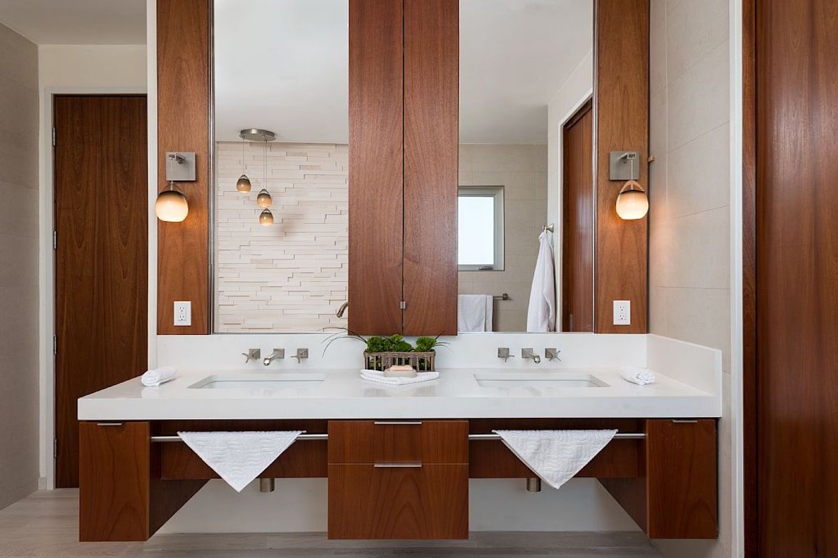 Dual vanity 