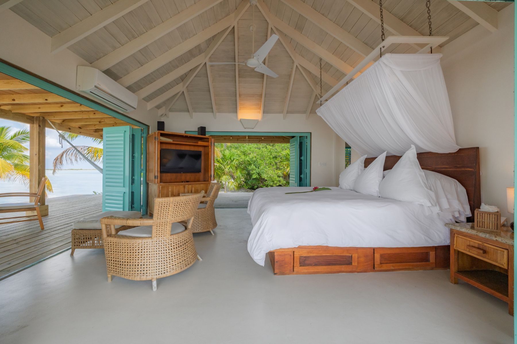 Cayo Espanto - Casa Solana villa photo.
